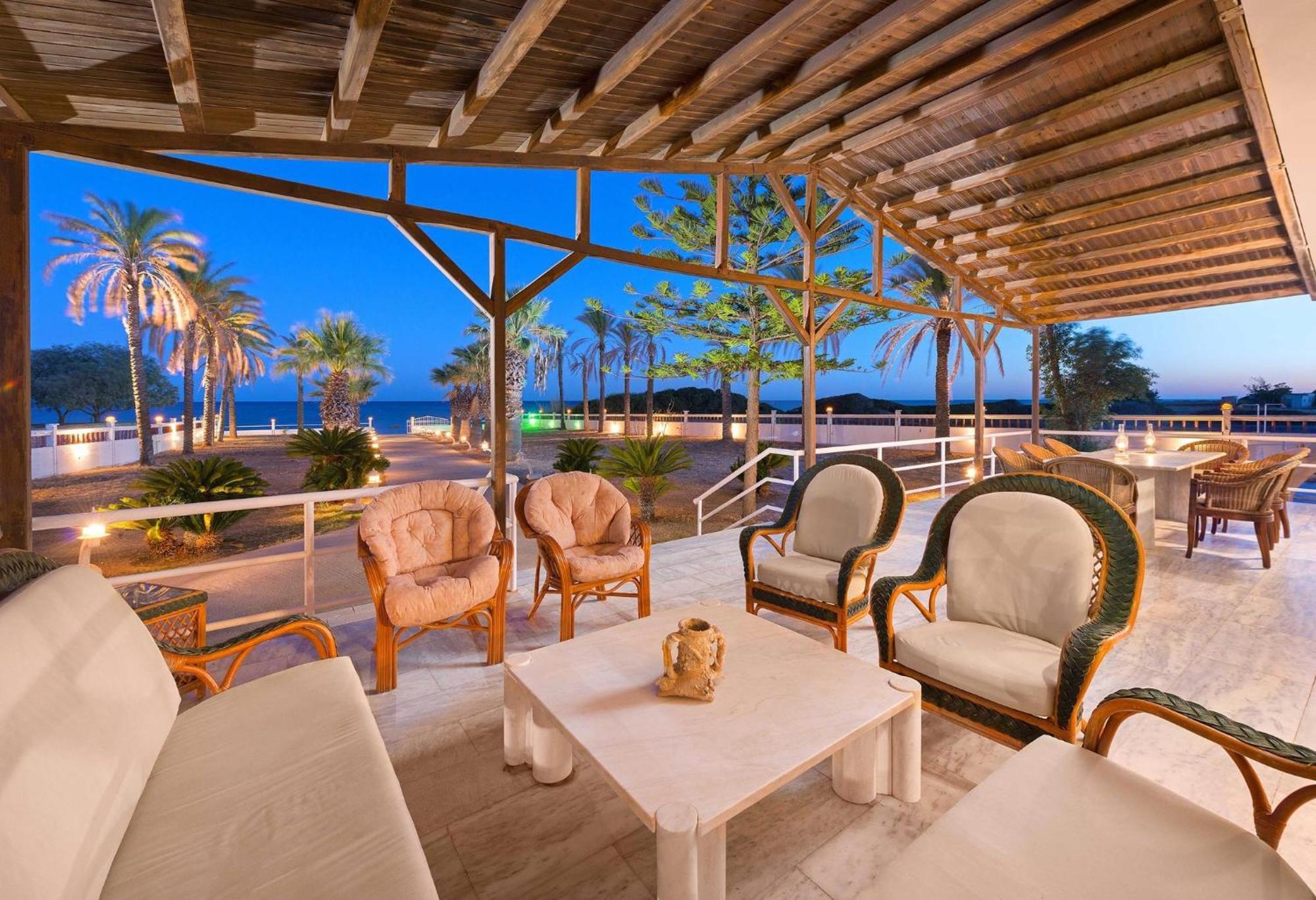Villa Beachfront Luxury Rhodes 5 Bedrooms Sleeps 14 Maria Kiotari Gennadi